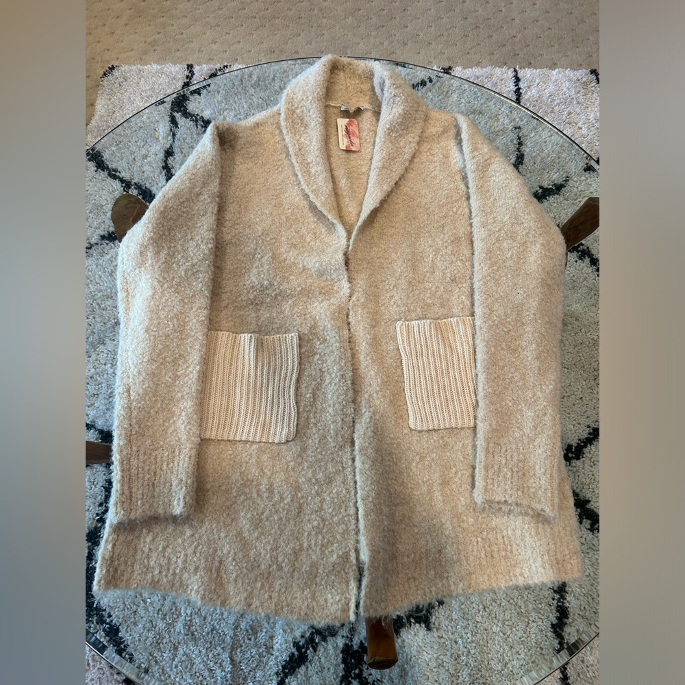 Magnolia Boutique Fuzzy Cardigan, Size L - Picture 2 of 8